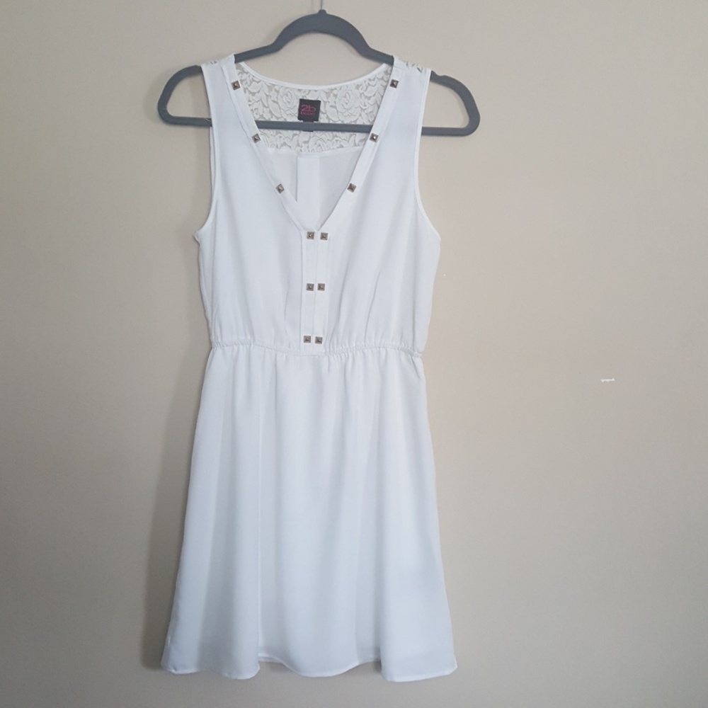 2B BEBE offwhite skater style dress size S